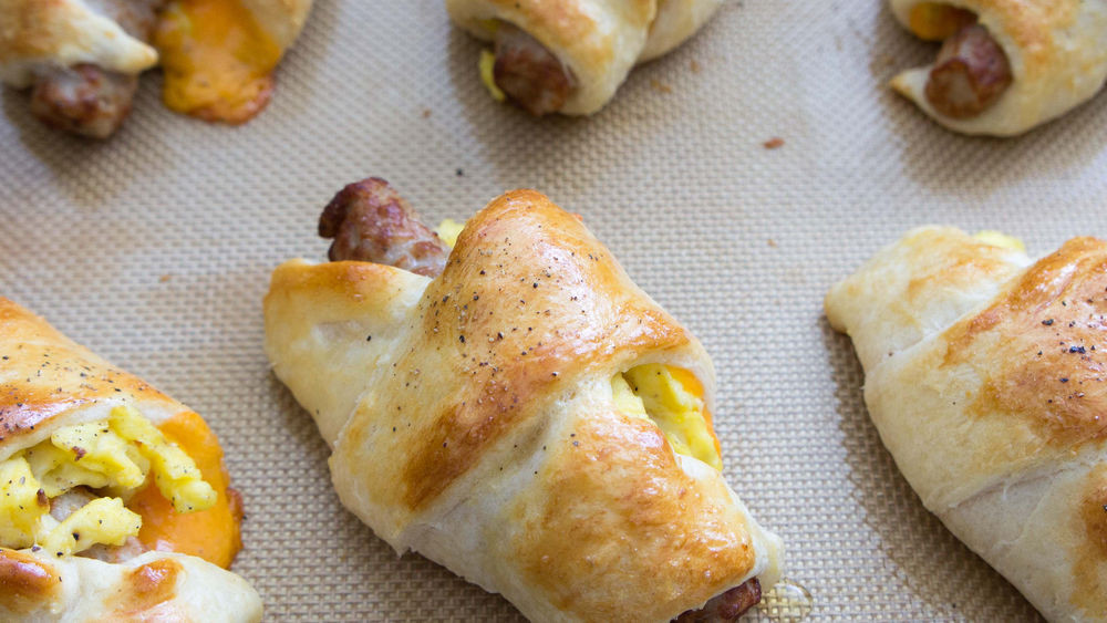 Breakfast Rolls Recipe
 Sausage Egg and Cheese Breakfast Roll Ups recipe from