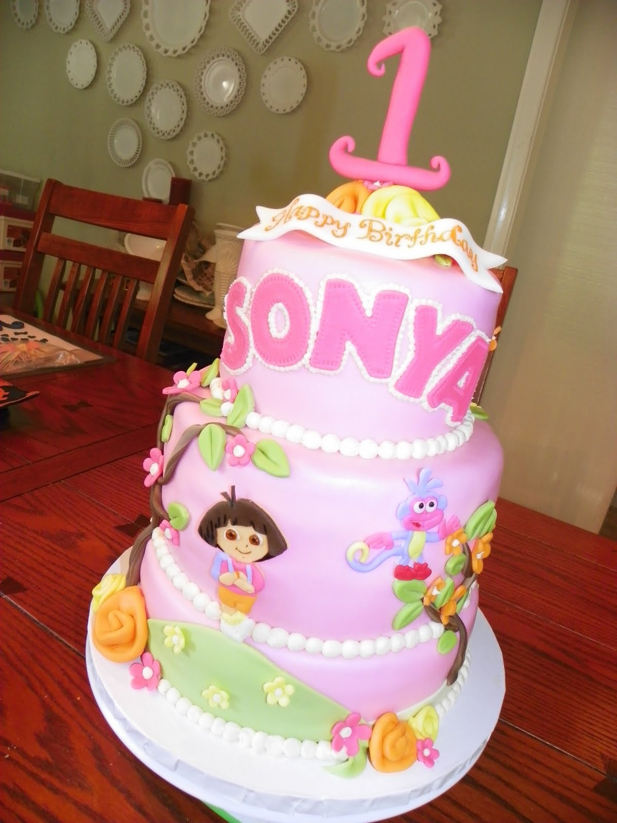 Dora The Explorer Birthday Cakes
 Plumeria Cake Studio Dora the Explorer Birthday Cake