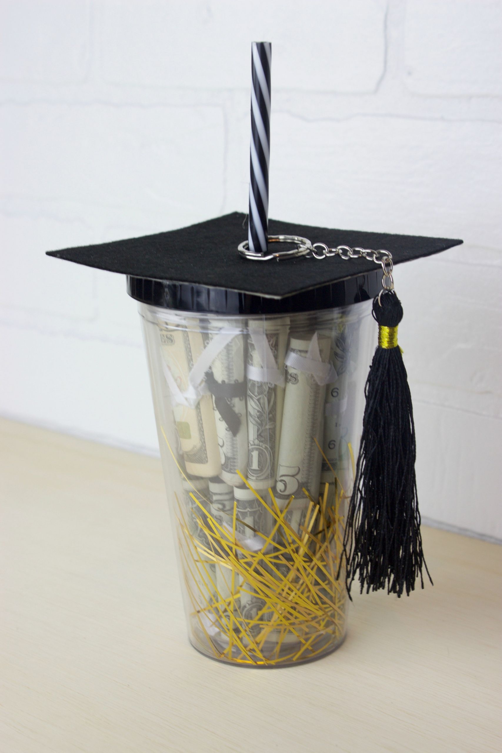 Gift Ideas For Graduation
 DIY Graduation Gift in a Cup