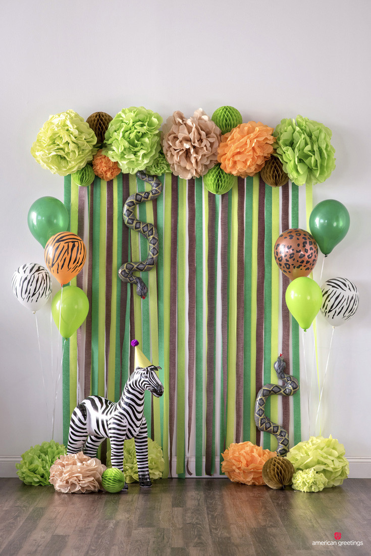 Jungle Theme Birthday Party
 9 Easy DIY Jungle Safari Party Ideas Print & Party