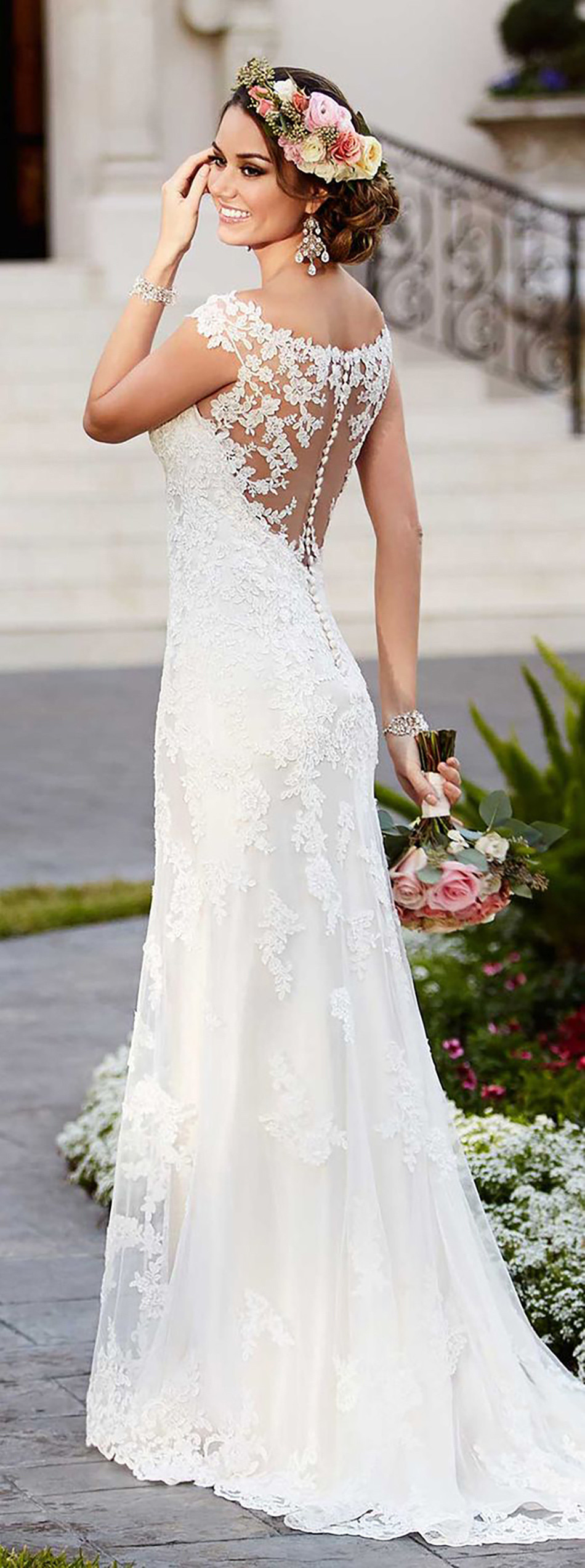 Popular Wedding Dresses
 These are the 5 most popular wedding dresses on Pinterest