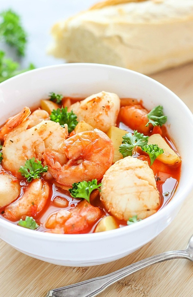 Slow Cooker Seafood Stew
 Surprisingly Light Slow Cooker Recipes for Spring