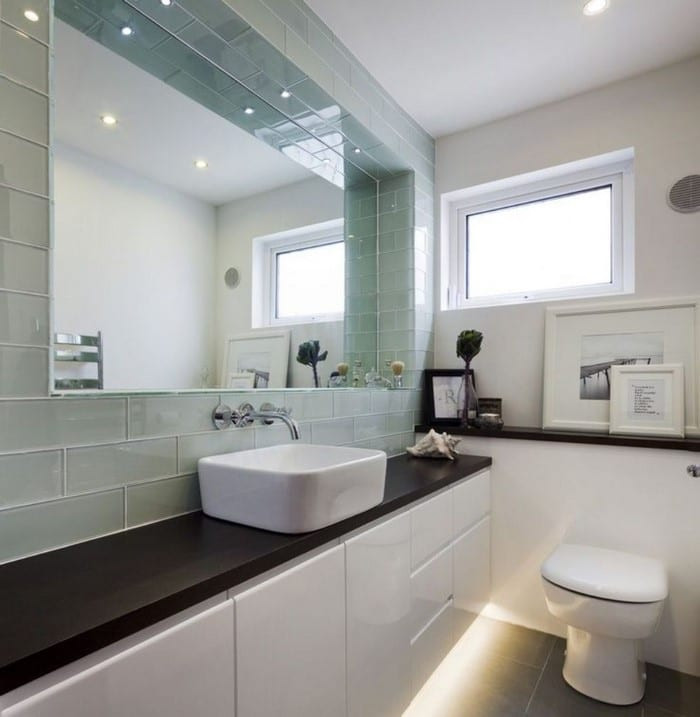Small Bathroom Mirrors
 10 Tips that Will Give Your Small Bathroom the Illusion of