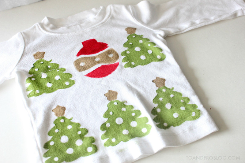Toddler Ugly Christmas Sweater DIY
 An Ugly Christmas Sweater for Baby DIY
