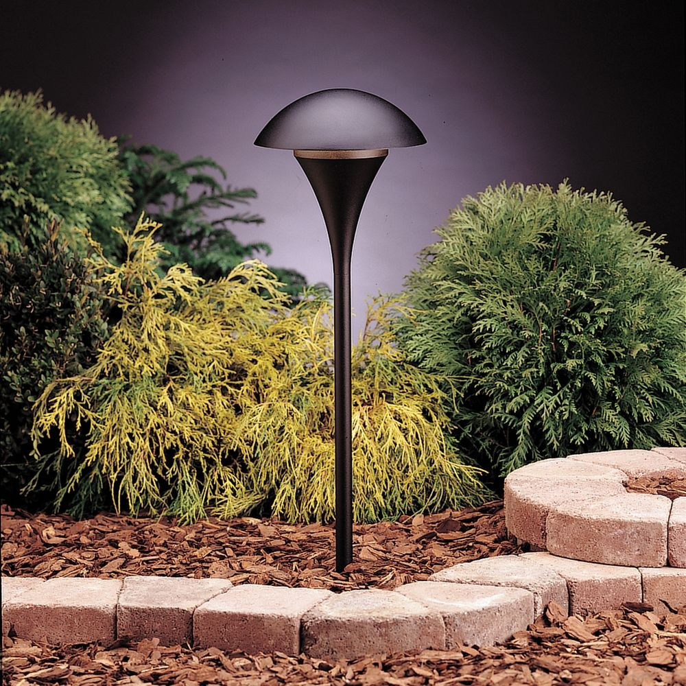 120 Volt Landscape Lighting
 Kichler 120 Volt Path Light BKT