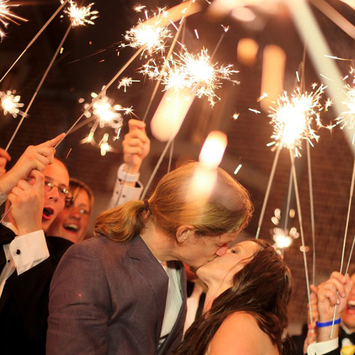 36 Wedding Sparklers
 36 Showtime Wedding Sparklers 48 pk Wedding Sparklers USA