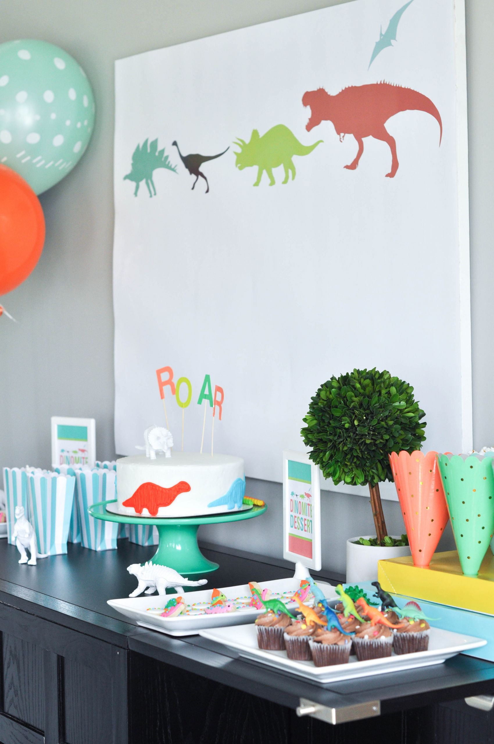 3Rd Birthday Gift Ideas
 Bodhi s dinosaur themed third birthday party dessert table