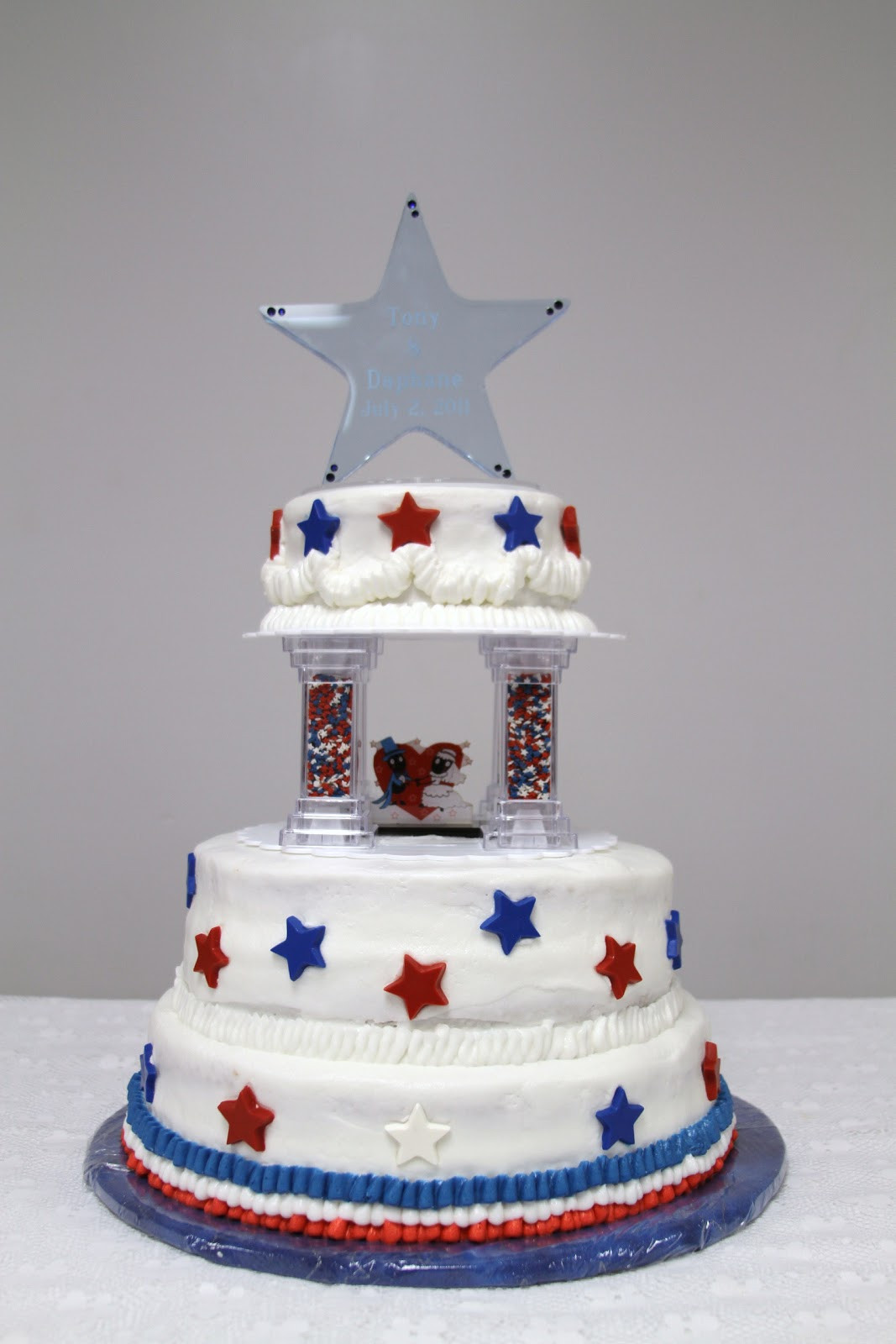 4Th Of July Wedding Cakes
 Michele Robinson Cakes Tony & Daphane s Wedding Cake