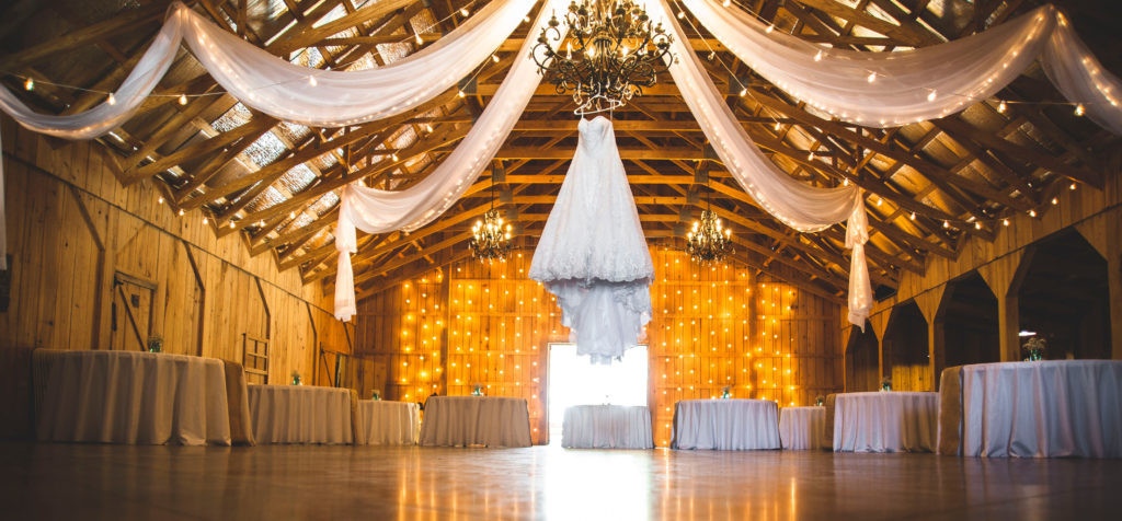 Affordable Wedding Venues In Houston
 3 Creative Yet Simple Ways to Plan Your Cozy Wedding with