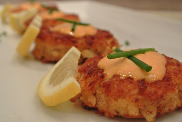 Aioli Sauce For Crab Cakes
 Crab Cakes Crab Cakes with Aioli Sauce Food