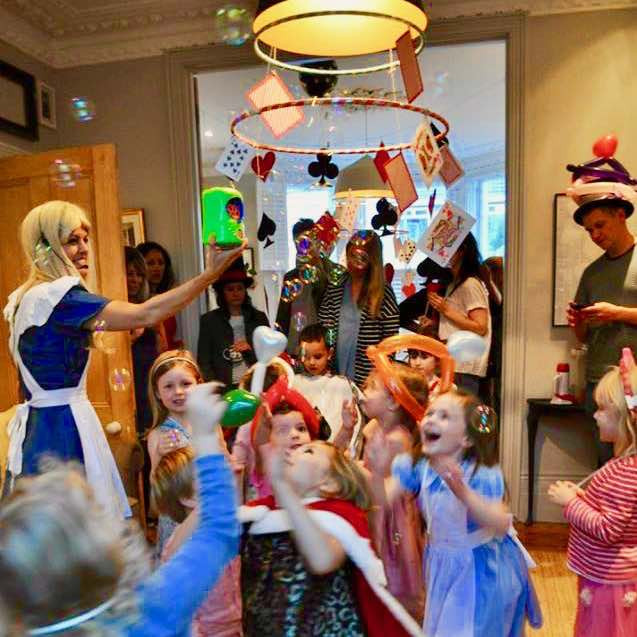 Alice In Wonderland Kids Party
 Excellent Alice In Wonderland Party Entertainer Available