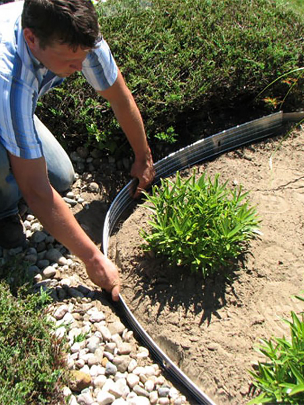 Aluminum Landscape Edging
 Metal Garden Edging EasyFlex™ Aluminum Edging 24