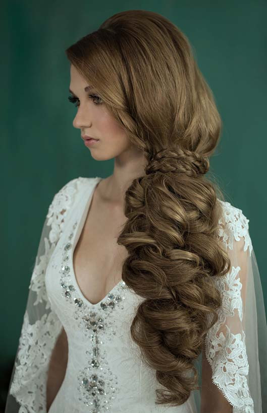 Amazing Wedding Hairstyles Long Hair
 Stunning Wedding Hairstyles with Braids For Amazing Look