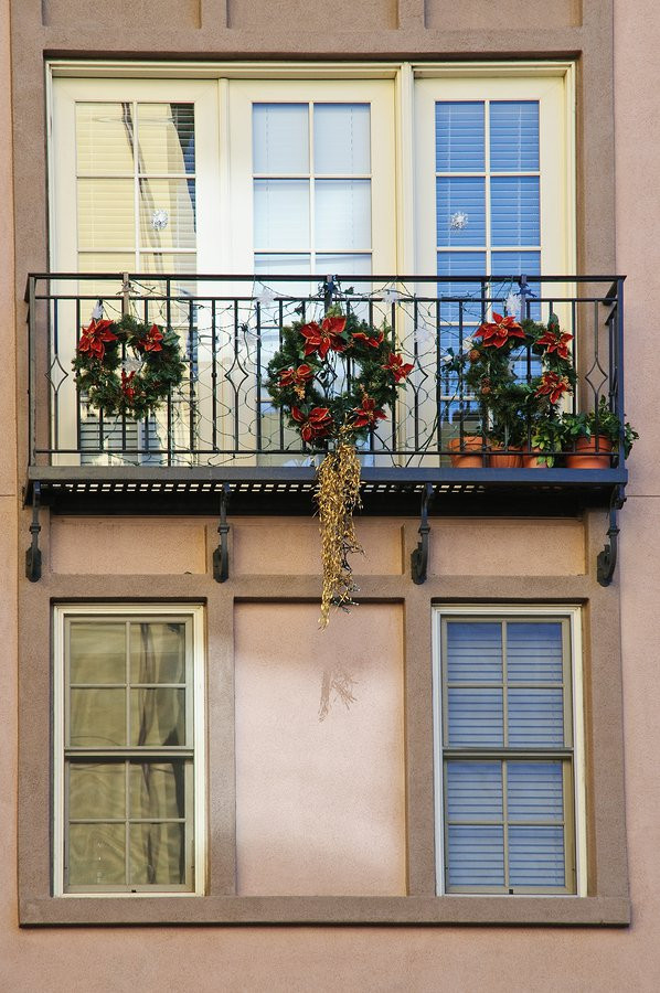 Apartment Balcony Christmas Decorating Ideas
 Decorating Your Apartment Townhome or Condo Balcony for