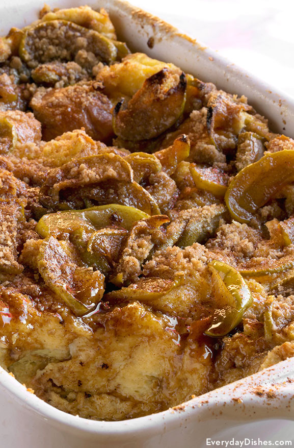 Apple French Toast Bake
 Baked Apple French Toast Casserole