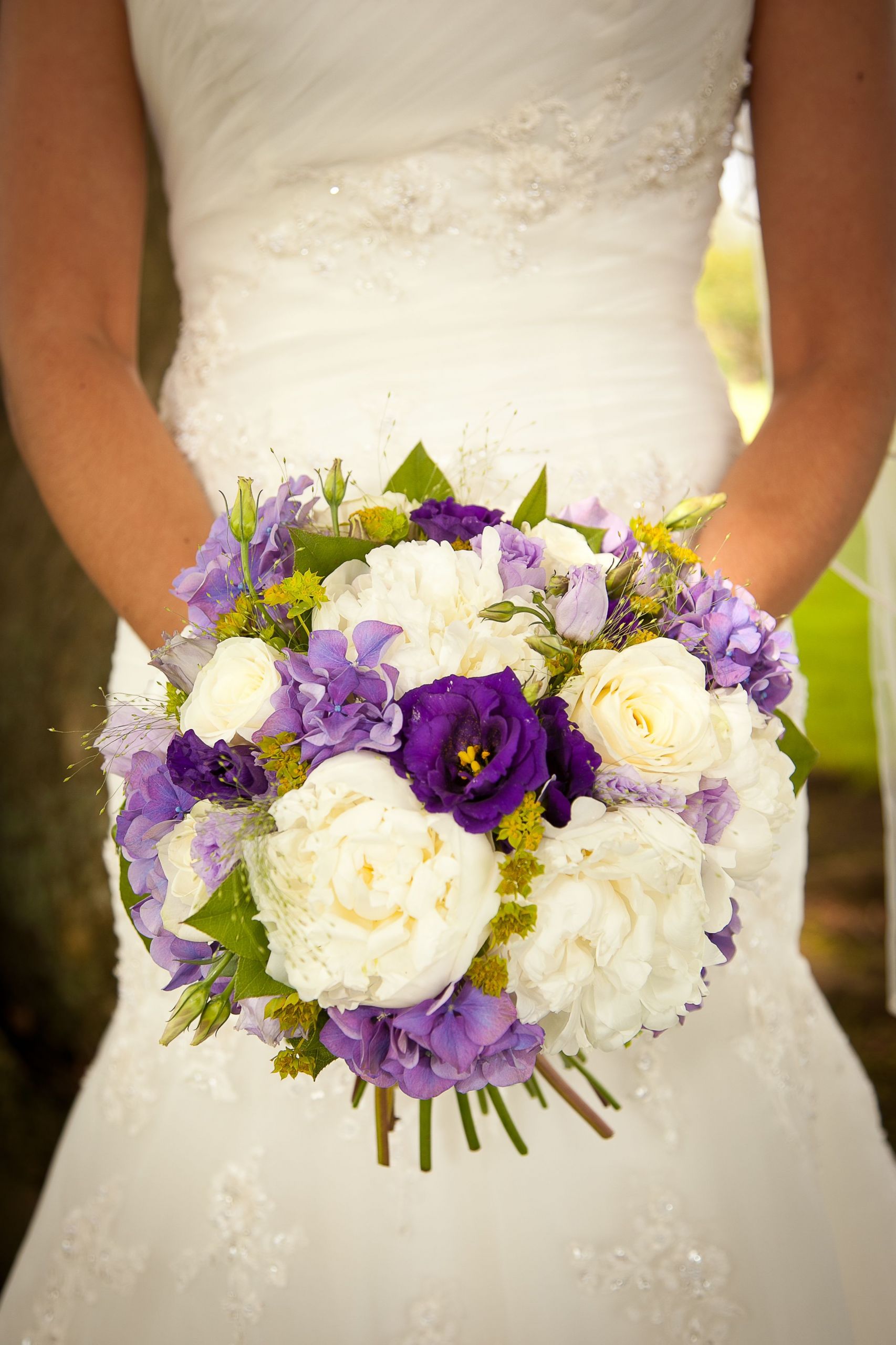 April Wedding Flowers
 April Wedding Flowers Awesome