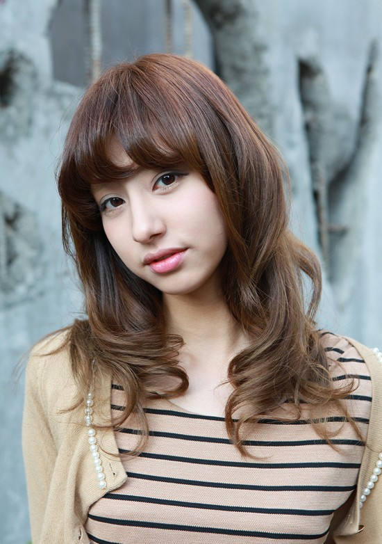 Asian Girl Haircuts
 Asian Girls Shoulder Length Wavy Hairstyle with Full Bangs