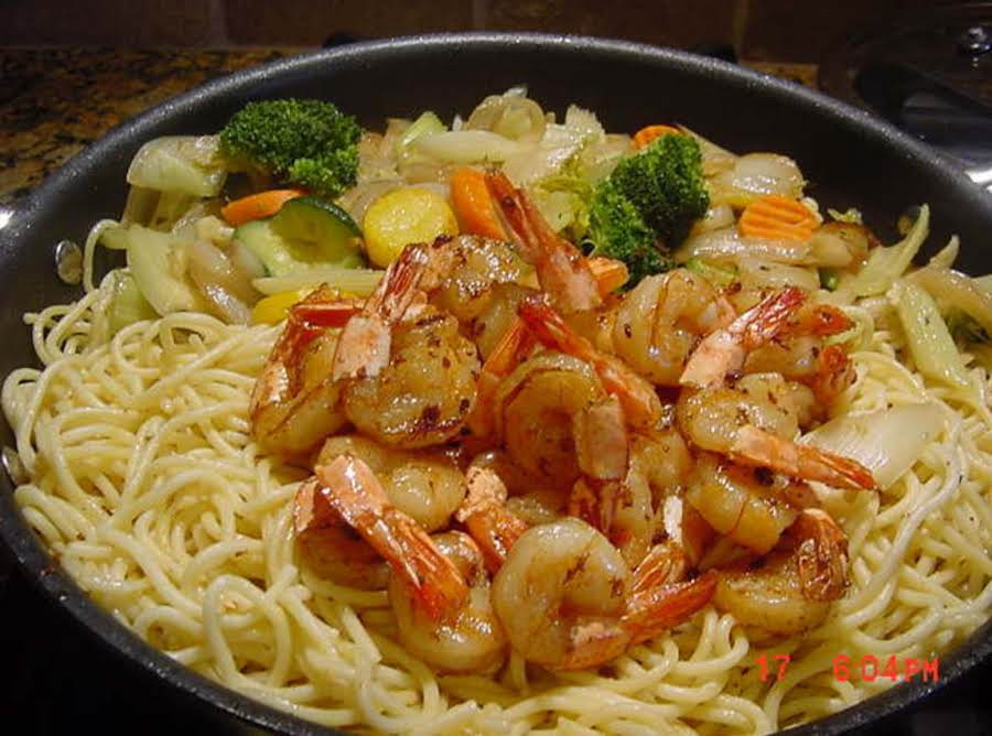 Asian Shrimp Noodles
 Asian Shrimp Noodle Skillet Recipe