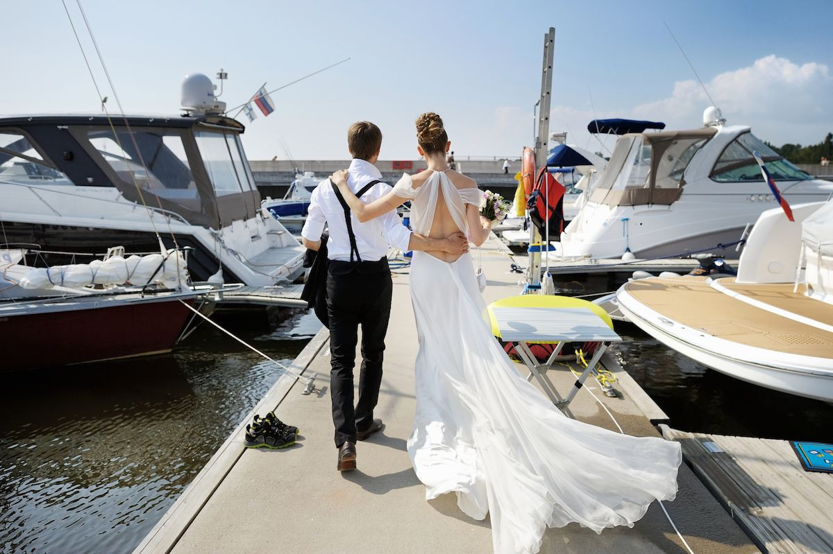 Average Cost Of Backyard Wedding
 Getting Hitched Here’s How Much the Average Wedding Cost