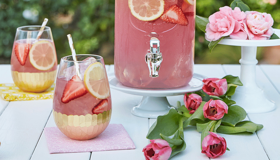 Baby Shower Pink Punch Recipes
 Pink Punch Recipes You re Gonna Love Tulamama