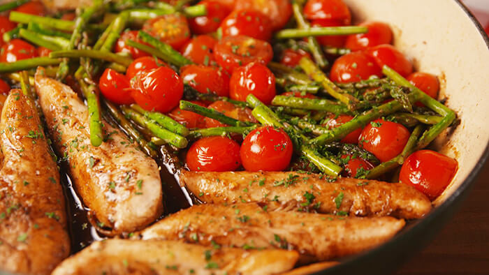 Baby Tomato Recipes
 Roasted Balsamic Chicken Breast with Baby Tomatoes Recipe