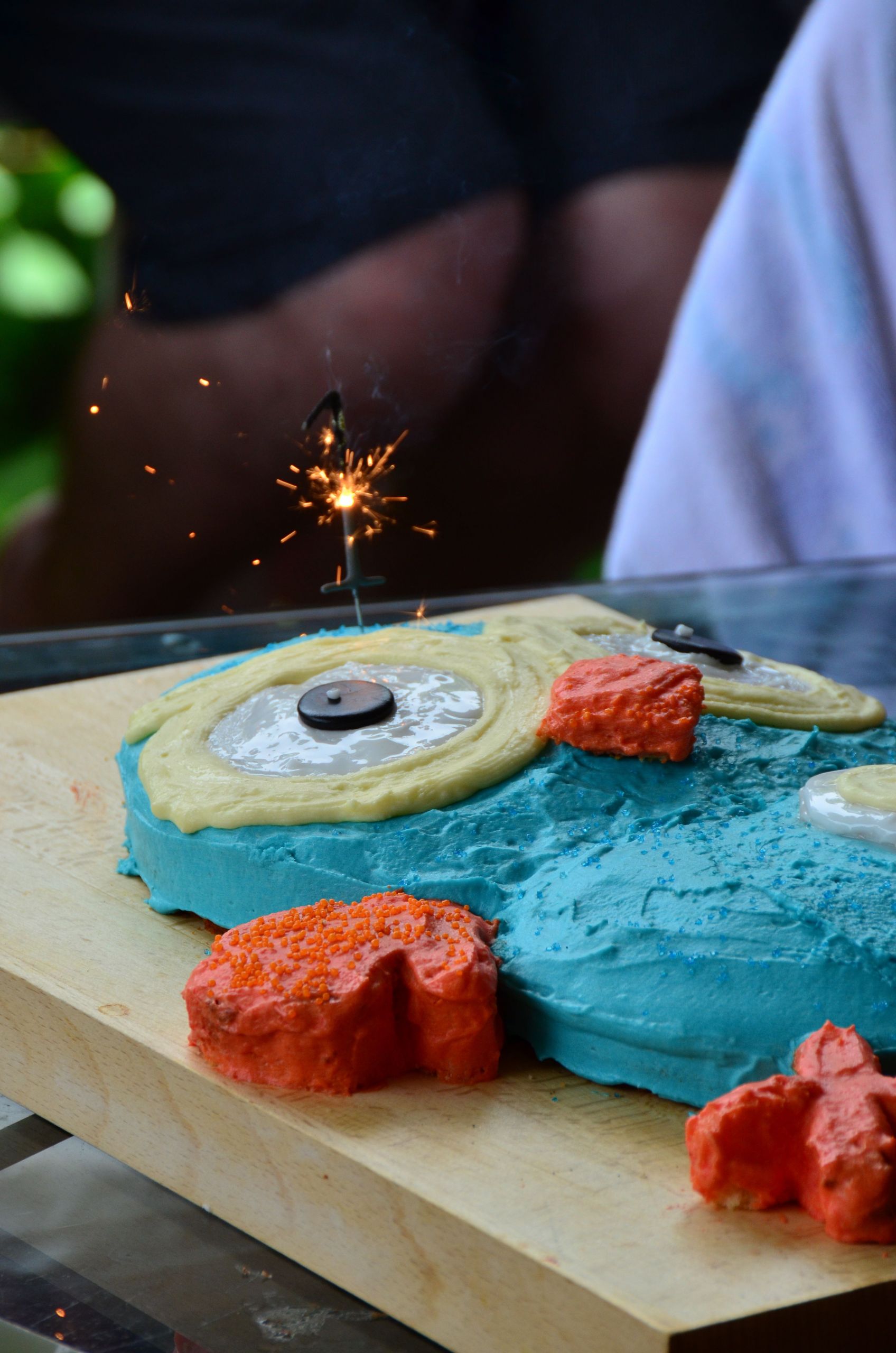 Baby'S First Birthday Gift Ideas For Her
 My girlfriend made her son a "Hoot" cake for his 1st