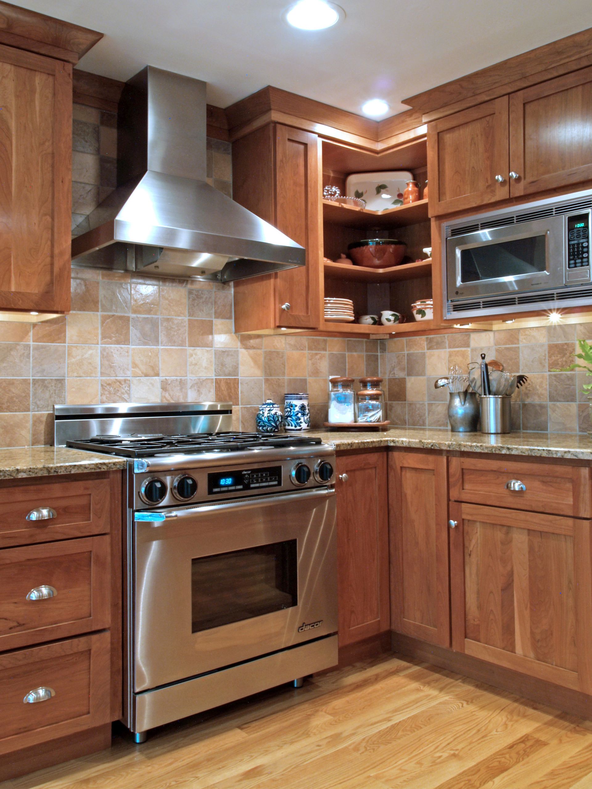 Backsplash Kitchen Tiles
 Spice Up Your Kitchen Tile Backsplash Ideas