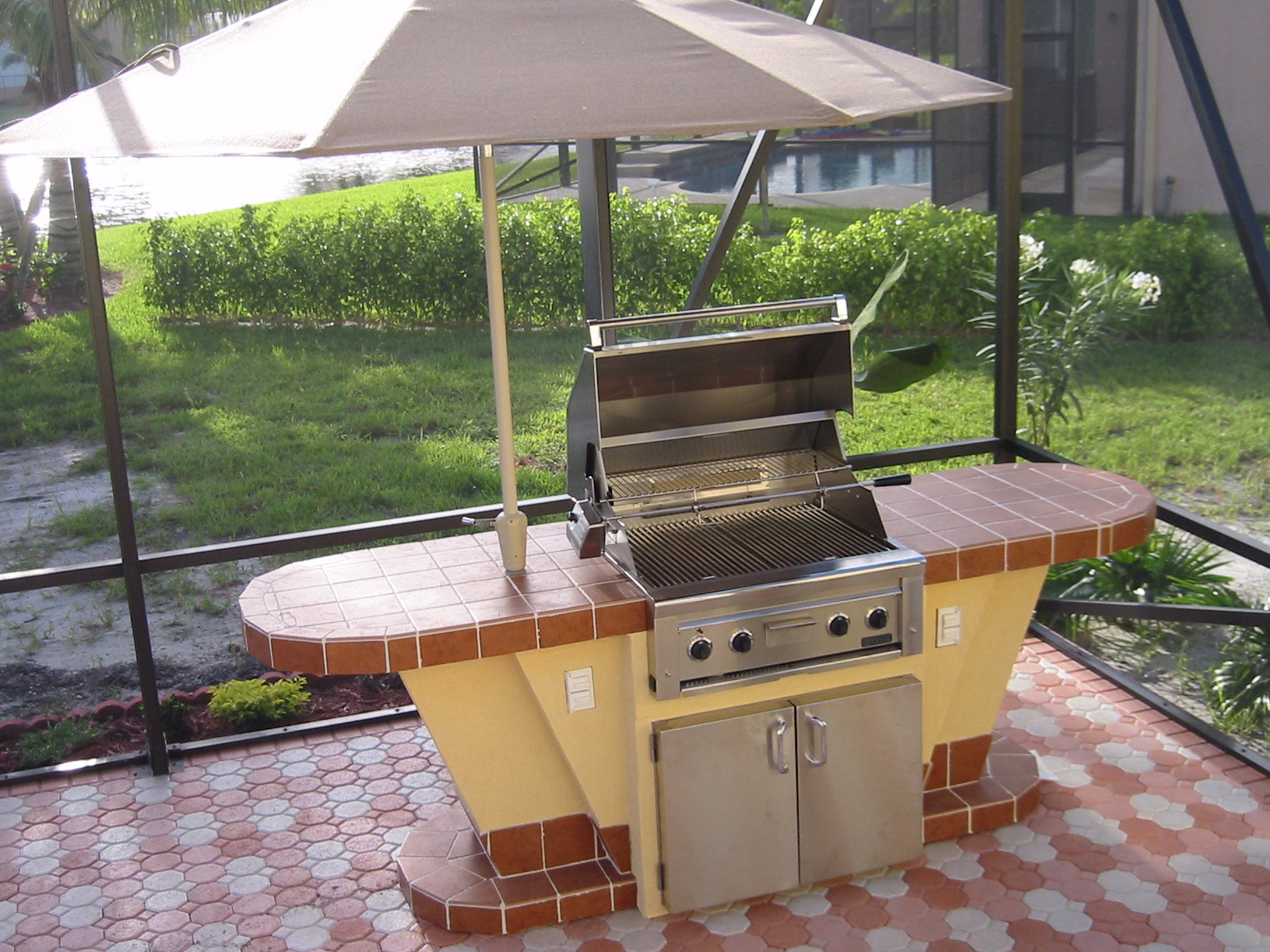 Backyard Barbecue Grill
 Outdoor Kitchen Design