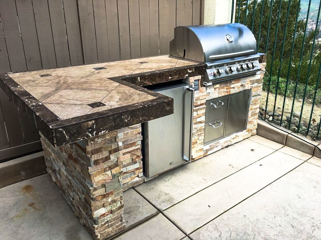 Backyard Barbeque Grills
 Corona BBQ Island Extreme Backyard Designs