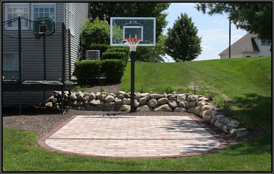 Backyard Basketball Hoop
 Backyard Basketball Court Ideas To Help Your Family Be e