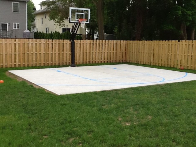 Backyard Basketball Hoop
 Backyard Basketball Hoop