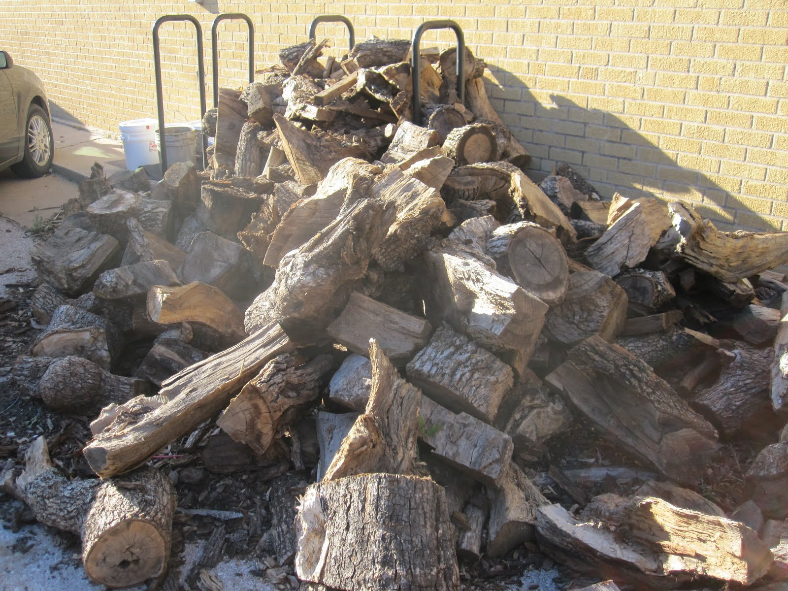 Backyard Bbq Belton
 Man Up Tales of Texas BBQ™ Outside Miller s Smokehouse