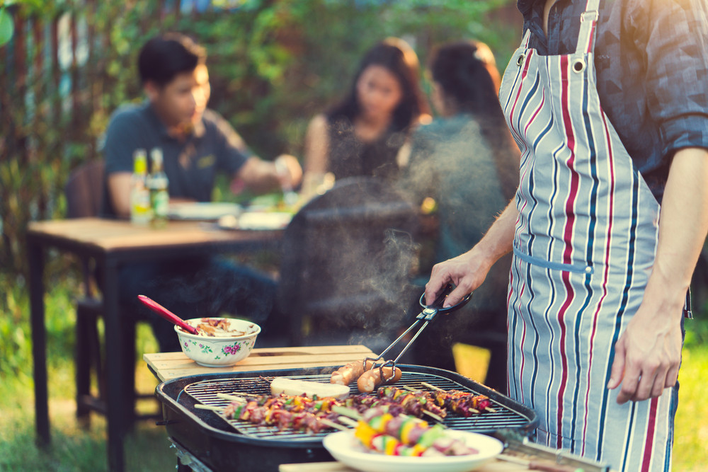 Backyard Bbq Okc
 Don’t Let Your Barbeque Party End Up In Flames A Few