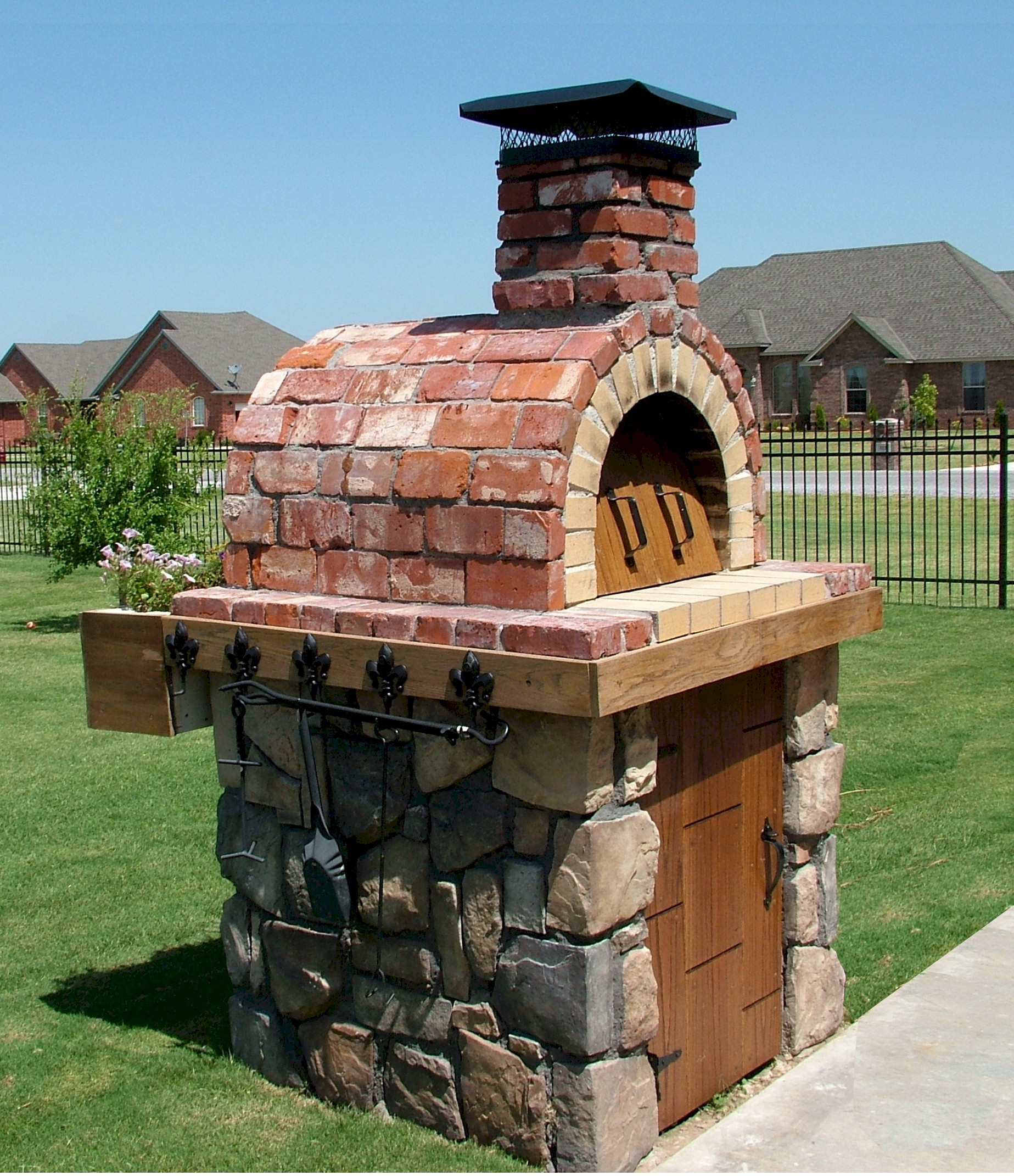 Backyard Brick Oven
 DIY Wood Fired Outdoor Brick Pizza Ovens Are Not ly Easy