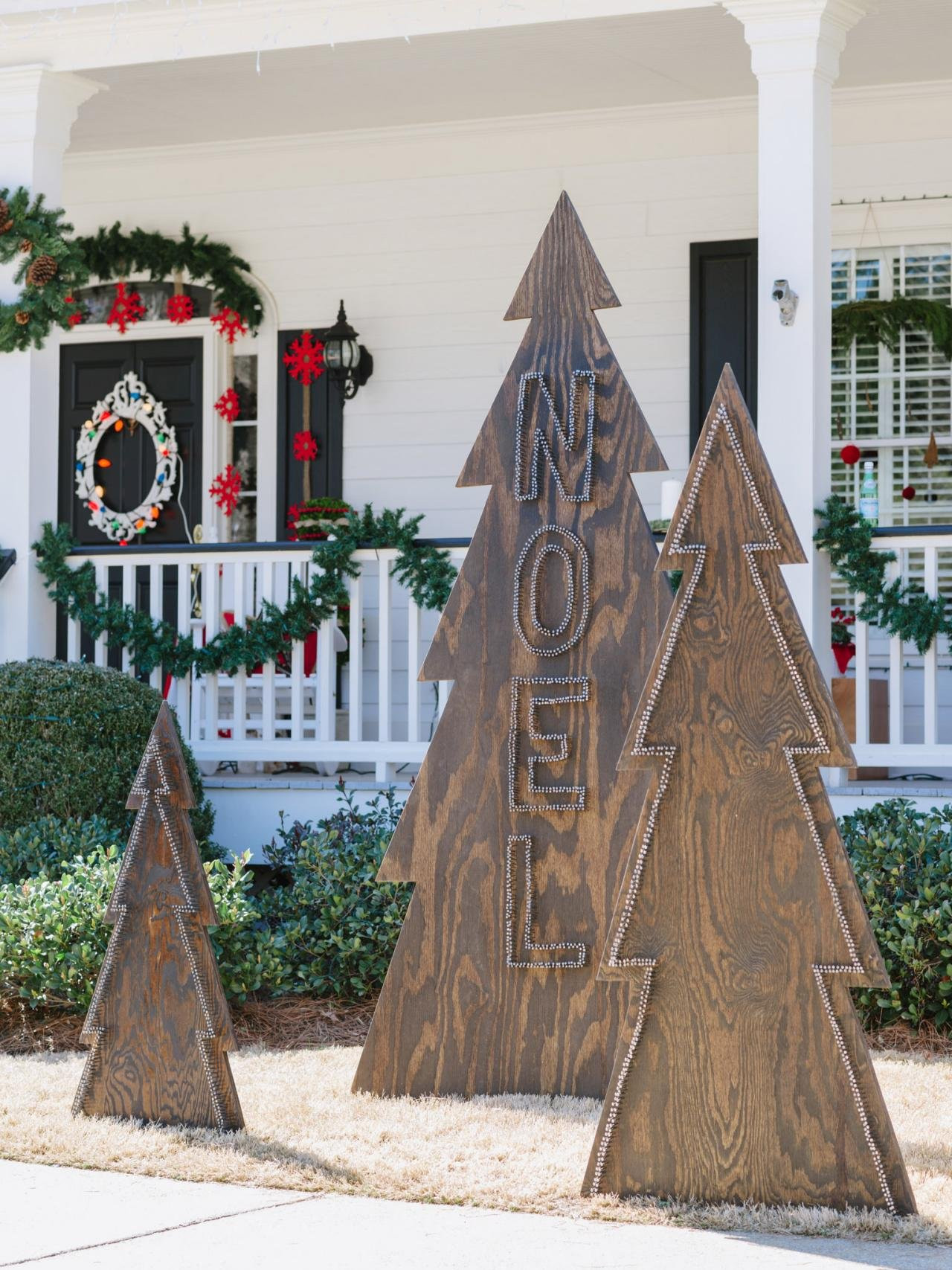 Backyard Christmas Decorations
 30 Best Outdoor Christmas Decorations Ideas