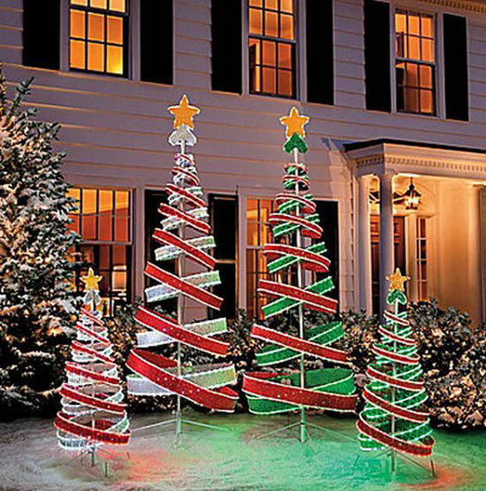 Backyard Christmas Decorations
 30 Breathtaking Christmas Yard Decorating Ideas and