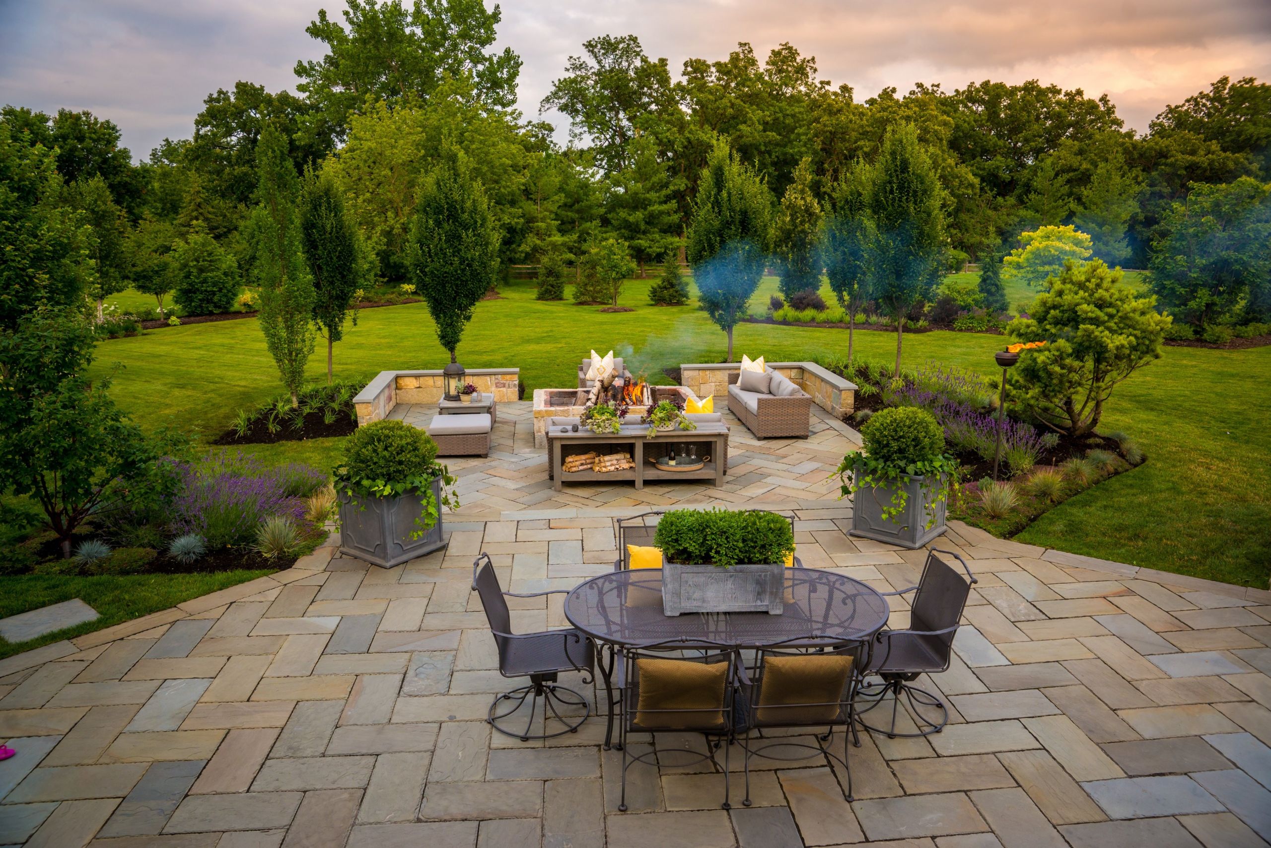 Backyard Design Picture
 A Backyard Landscape Design for Outdoor Entertaining