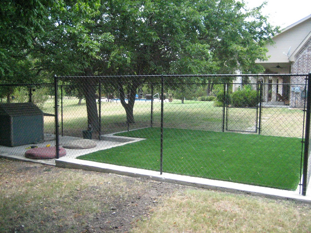 Backyard Dog Runs Ideas
 Used Turf Applications