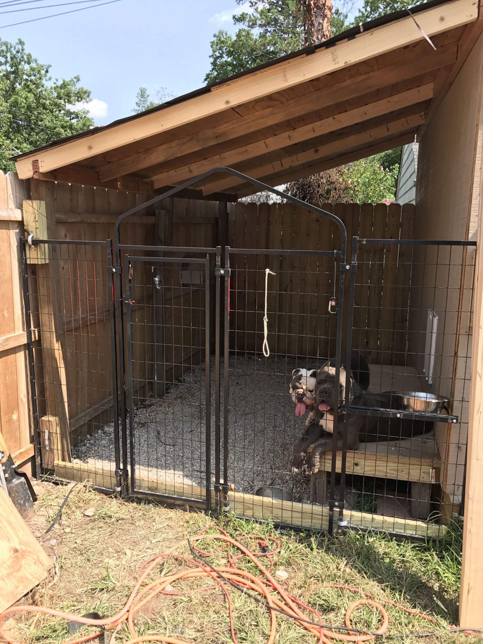 Backyard Dog Runs Ideas
 30 Clever Designs of How to Build Backyard Dog Kennel