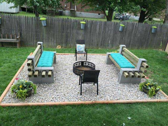 Backyard Fire Pit Area
 22 Backyard Fire Pit Ideas with Cozy Seating Area