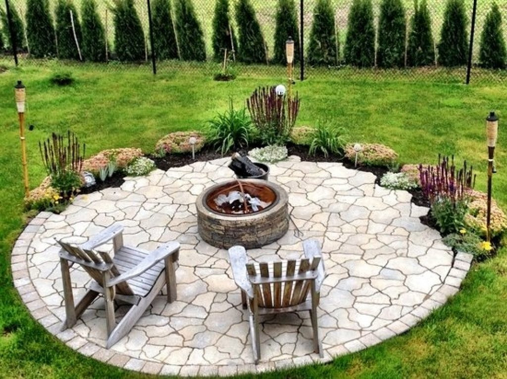 Backyard Fire Pit Area
 Inviting Round Fire Pit Areas For Your Utmost Relaxation