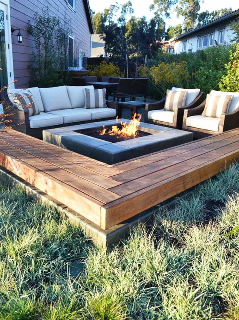 Backyard Fire Pit Area
 Best Outdoor Fire Pit Ideas to Have the Ultimate Backyard