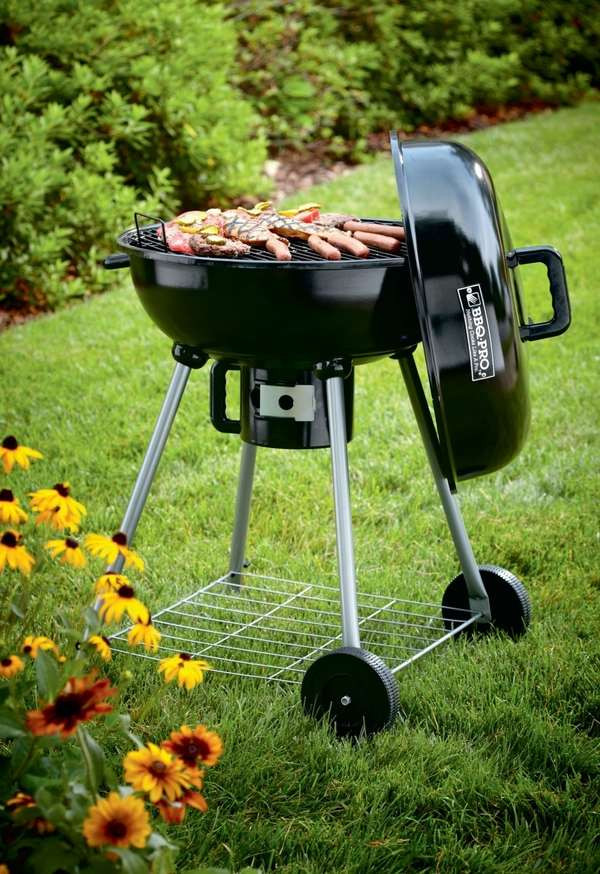 Backyard Grill Patio Ideas
 Backyard bbq ideas – have fun with friends and family