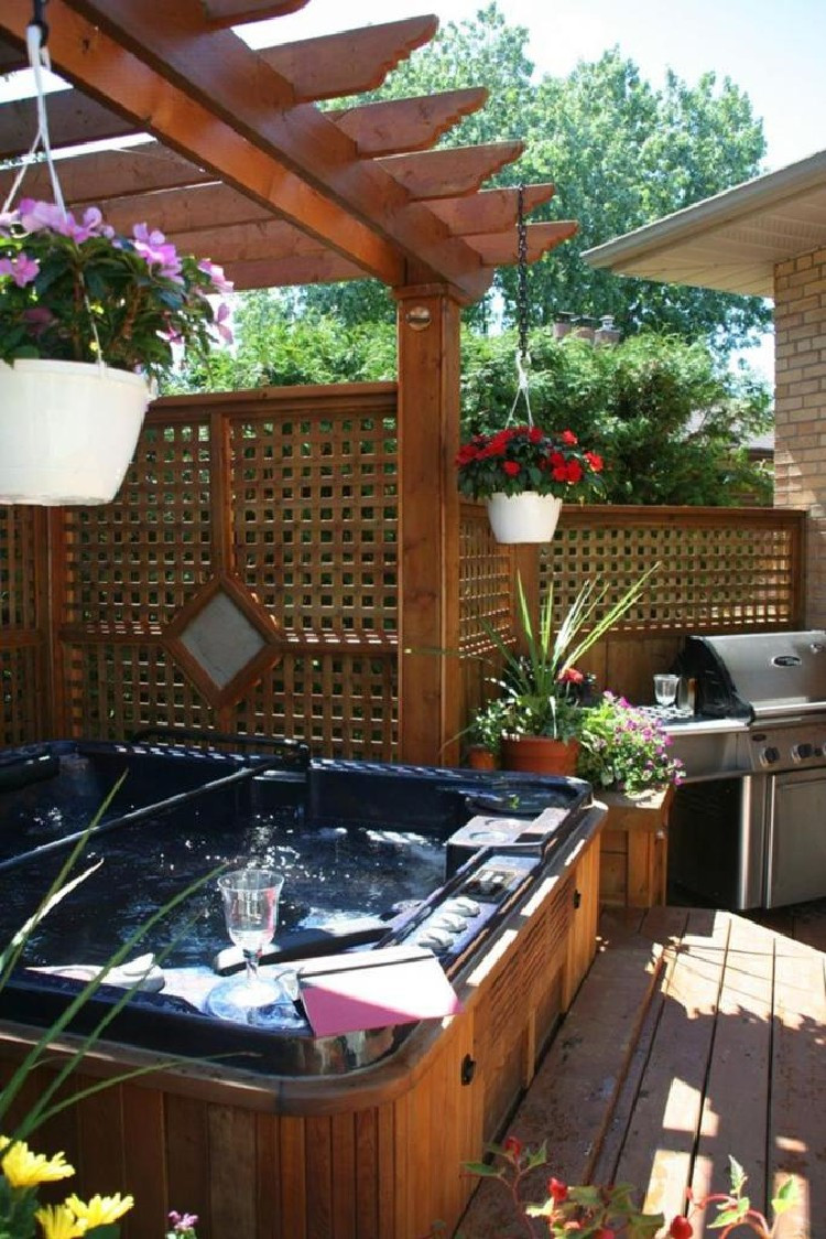 Backyard Hot Tub
 33 Modern Outdoor Hot Tub Privacy Ideas