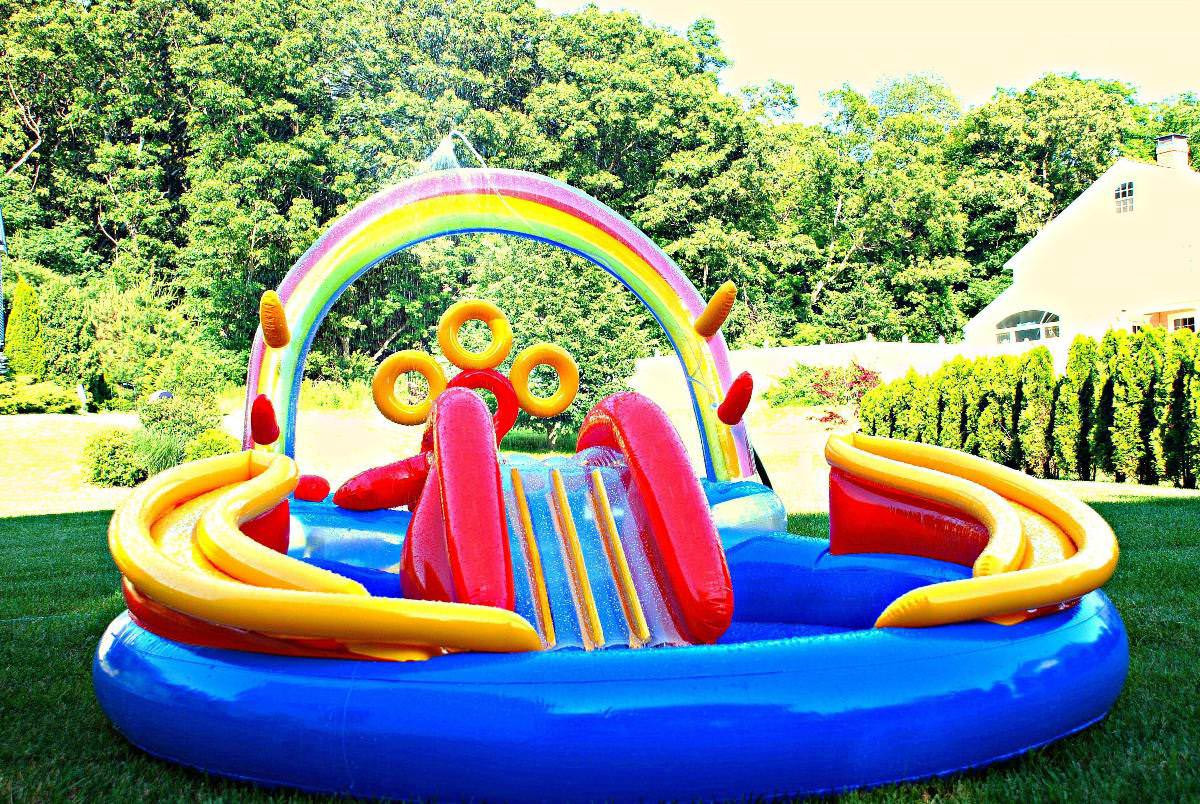 Backyard Kid Pool
 Entertaining Kids in Summer Pool for Kids