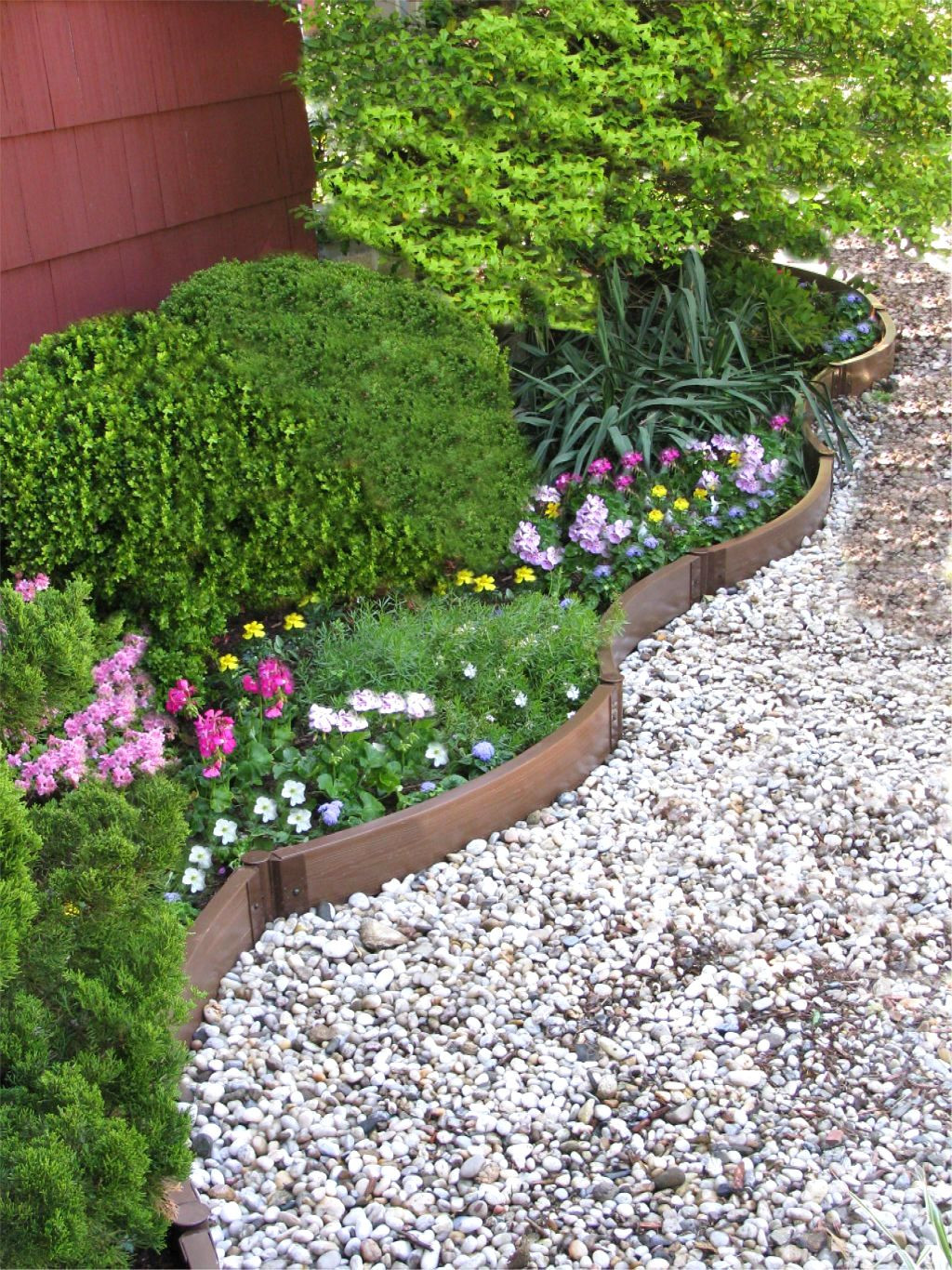 Backyard Landscaping Ideas No Grass
 Gardening And Landscaping Ideas No Grass