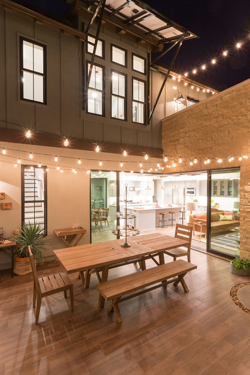 Backyard Landscaping Lighting
 8 Outdoor Lighting Ideas To Inspire Your Spring Backyard