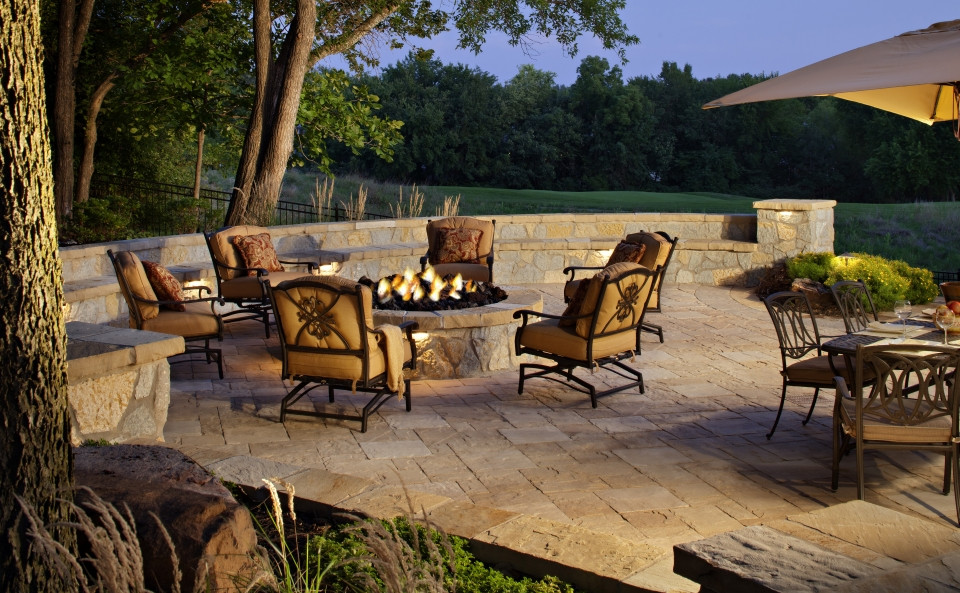 Backyard Living Washington Il
 Outdoor living trends heat up