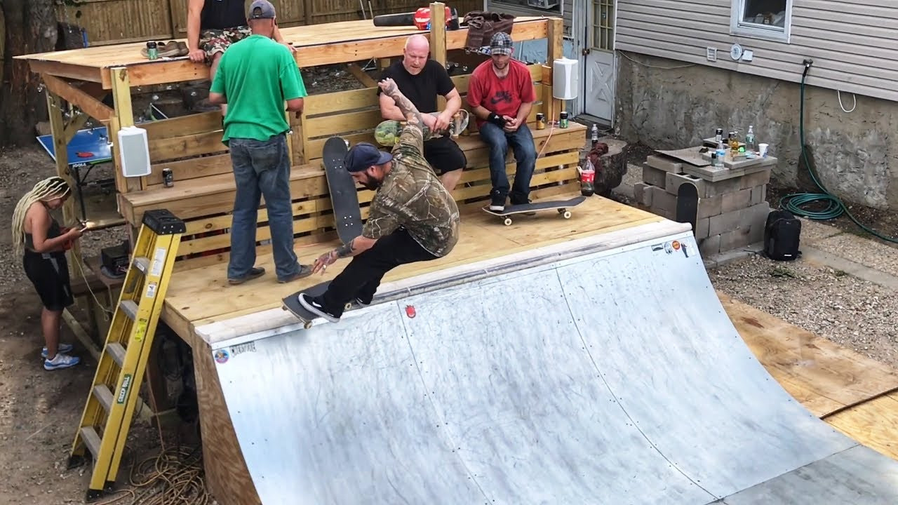 Backyard Mini Ramp
 Insanely Perfect Backyard Mini Ramp Session