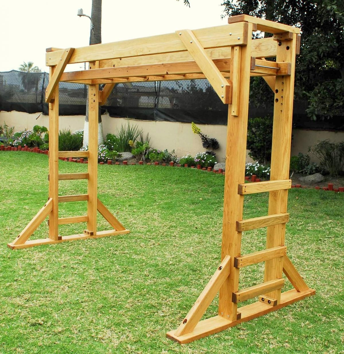 Backyard Monkey Bars
 Sheldon s Monkey Bars